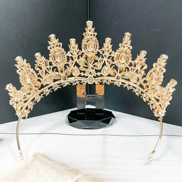 Flower Crown, Gemstone Crown, Gold crown, Blue Gemstone crown, Goddess crown - Picture 6 of 6